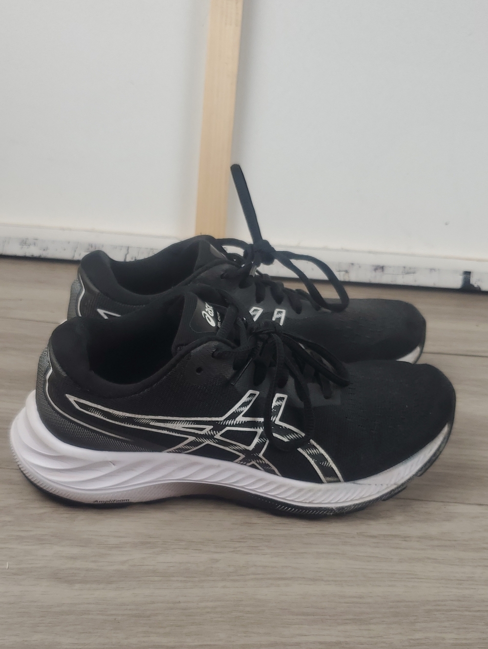 ASICS GEL-Excite 9 Black White Running Shoes 7